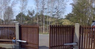 Купить распашные ворота из штакетника Усинск, цена от 2756 руб.